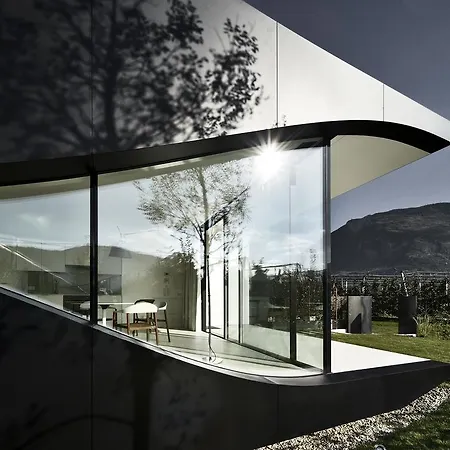 Feriehus Mirror