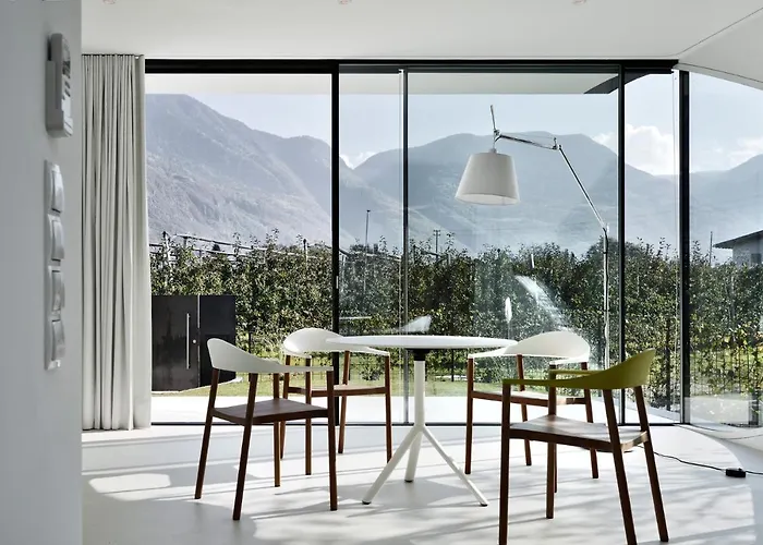 Mirror Holiday home *